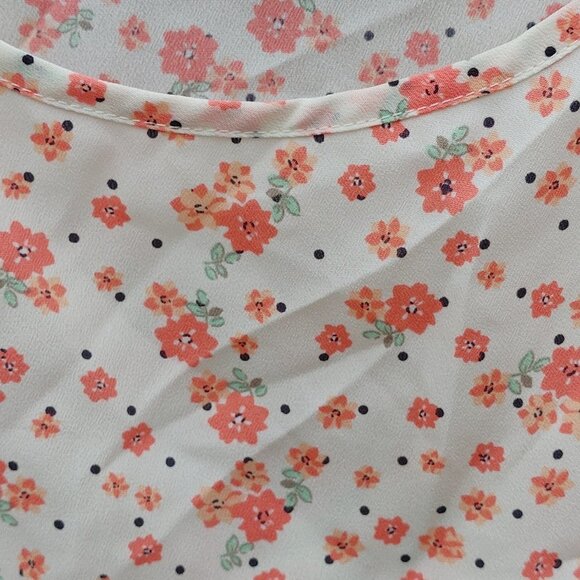 PRETTY Peach Floral Blouse Cap Sleeve GAP Size Large - Picture 4 of 5